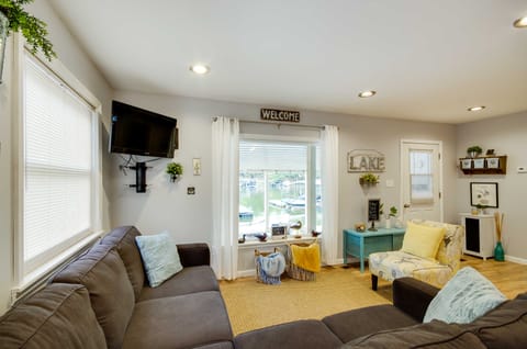 Lakefront Sunrise Beach Home w/ Private Dock! House in Lake of the Ozarks