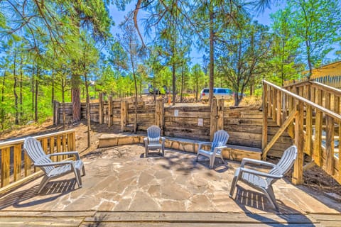 Relaxing Ruidoso Getaway w/ Spacious Deck! House in Ruidoso