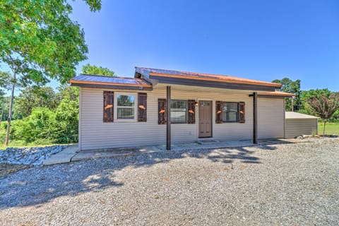 Arkansas Fishing Getaway: Near Norfork River! Cottage in Norfork Lake