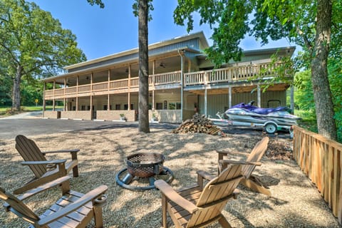 < 1 Mi to Marina: Beautiful Bull Shoals Retreat Apartment in Bull Shoals