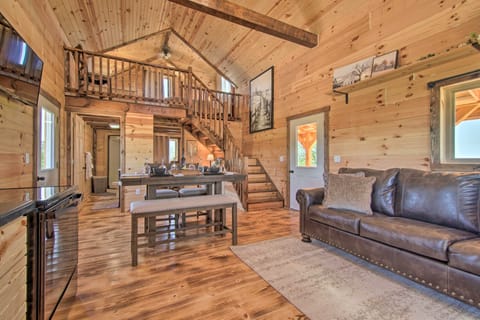 Cabin on 35-Acre Farm in Blanchardville w/ Trails! House in Wisconsin