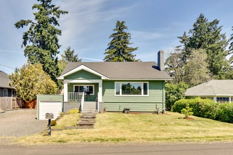 Charming Portland Home, Walk to Light Rail! House in Milwaukie