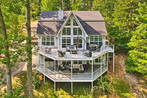 Luxurious Waterfront Home on Pickwick Lake! House in Pickwick Lake