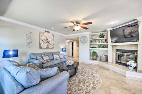 'Lakeview Blue Oasis' in Hot Springs: Lake Access Apartment in Lake Hamilton