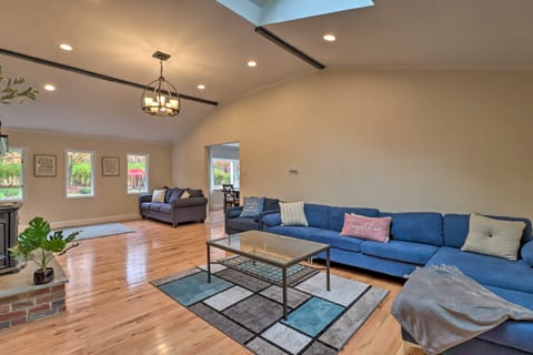 Pocono Home w/ Hot Tub, Fireplace & Game Room! House in Pocono Mountains