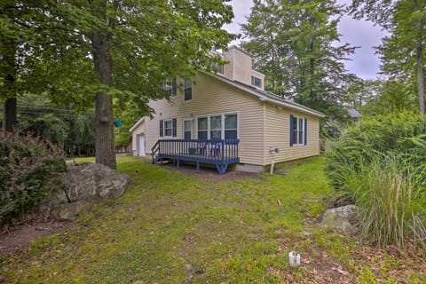 7 Mi to Tobyhanna State Park: Quiet Retreat! House in Coolbaugh Township