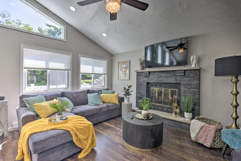 Fire Pit + Furnished Deck: Serene Tobyhanna Escape House in Coolbaugh Township