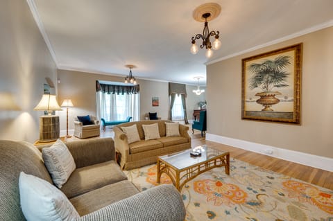 Pet-Friendly Fort Valley Home w/ Private Pool Cottage in Georgia