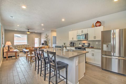 Family-Friendly Rio Rancho Home Near Old Town House in Rio Rancho
