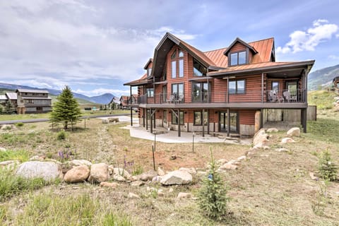 Crested Butte Getaway < 7 Mi to Ski Resort! House in Colorado