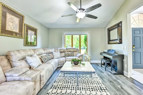 Pet-Friendly Maple Grove Gem w/ Private Yard! House in Maple Grove