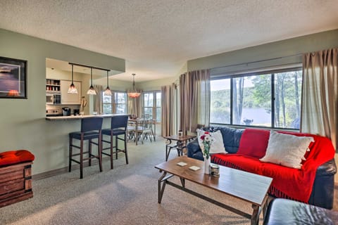 Community Beach Access: Lake Harmony Condo! Apartment in Big Boulder Lake