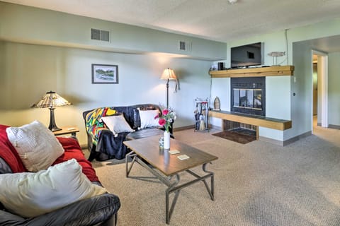 Community Beach Access: Lake Harmony Condo! Apartment in Big Boulder Lake