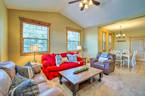 Cozy Driggs Condo ~ 40 Mi to Grand Teton NP! Apartment in Driggs