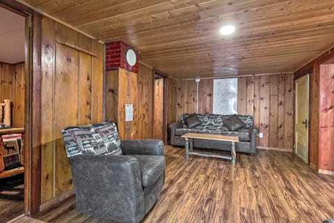 Lakefront Minocqua Cabin w/ Dock & Fire Pit! House in Wisconsin