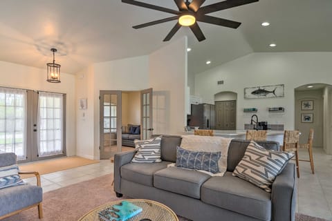 Private Pool: Beachy Cape Coral Getaway! House in Cape Coral