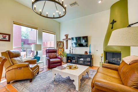 Sunny Adobe Retreat w/ Hot Tub & Mtn Views! Apartment in Tubac