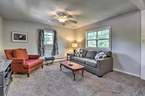 'Blue Haven' Watertown Retreat By Crow River! House in Minnesota