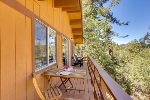 ‘Snow Valley Hideaway’ Arrowbear Lake Retreat House in Arrowbear Lake