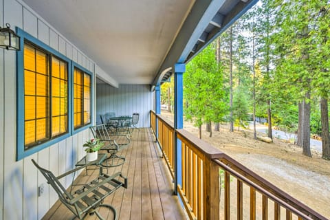 Near Fishing & Hiking: Pioneer Cabin w/ Decks House in Calaveras County