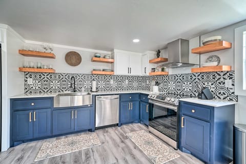 OKC Home: Walk to Restaurants & Lake Hefner! House in Oklahoma City