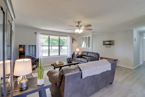 Charming Mountain Home Getaway w/ Gas Grill! House in Arkansas