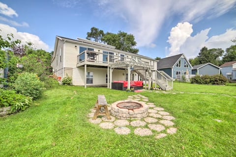 Waterfront Michigan Center Home w/ Boat Dock! House in Ohio