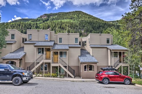 Cozy Vail Condo ~ 4 Mi to Vail Ski Resort! Apartment in Vail