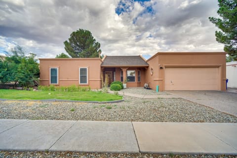 Convenient Las Cruces Home w/ Patio & Grill! House in Las Cruces