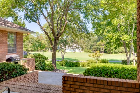 Chic Home w/ Club Access Near Bay St Louis! House in Diamondhead