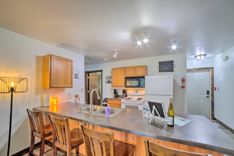 Waterfront Crivitz Property w/ Lake Access! Apartment in Wisconsin