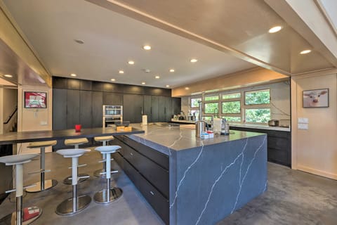 Luxe Ketchum Sanctuary - Walk to Sun Valley! House in Ketchum