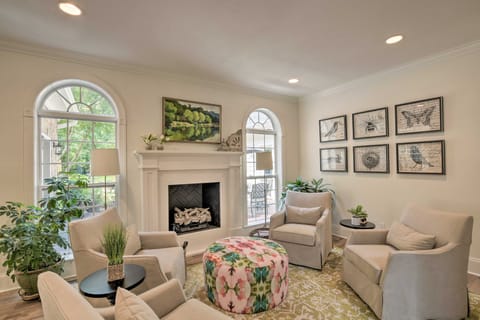 Butterfly Creek Columbus Estate on 3 Acres! House in Tennessee