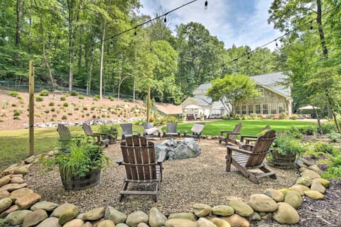 Butterfly Creek Columbus Estate on 3 Acres! House in Tennessee