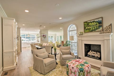 Butterfly Creek Columbus Estate on 3 Acres! House in Tennessee