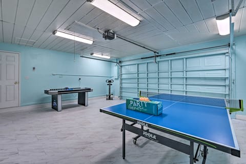 Lovely Lakeland Home w/ Game Room, Near Lake! House in Lakeland