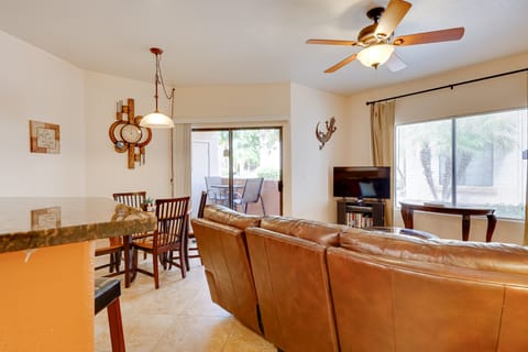 3 Mi to Camelback Ranch: Condo w/ Pool Access Apartment in Avondale