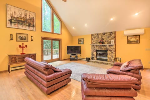 Fire Pit, Indoor Pool Access: Big Bass Lake Cabin House in Pocono Mountains
