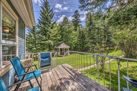 Cozy Cloudcroft Townhome ~ 1 Mi to Burro Ave! Apartment in Cloudcroft