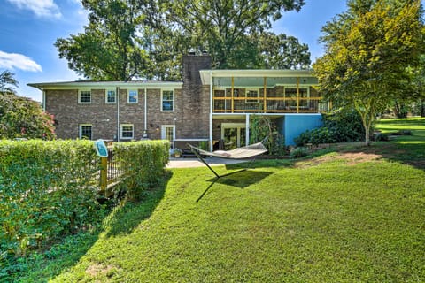 Clemson Getaway < 3 Mi to Memorial Stadium! House in Clemson