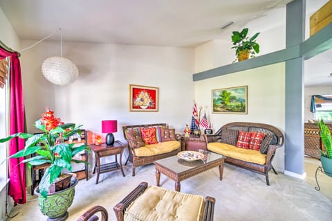 'Banzai Palm Bay' Home Near Parks & Beaches! House in Melbourne