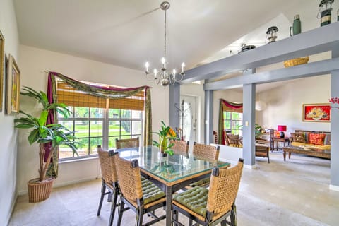 'Banzai Palm Bay' Home Near Parks & Beaches! House in Melbourne