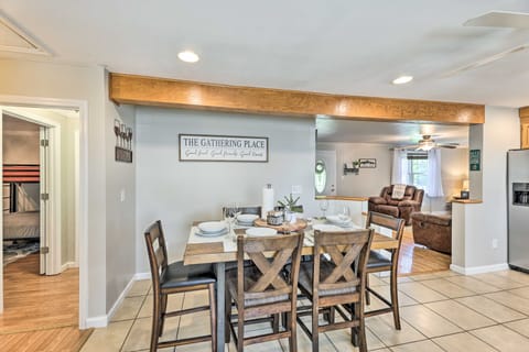 Family-Friendly Sanctuary: BBQ, Patio & Yard House in West Virginia