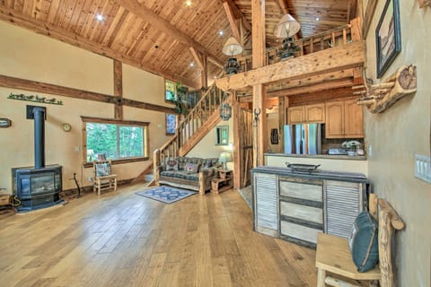 Private Deck & Mtn Views: Family Getaway in Eureka House in Idaho