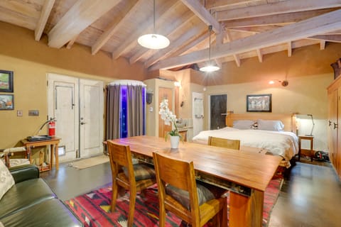 Centrally Located Santa Fe Studio Near Town! Apartment in Santa Fe