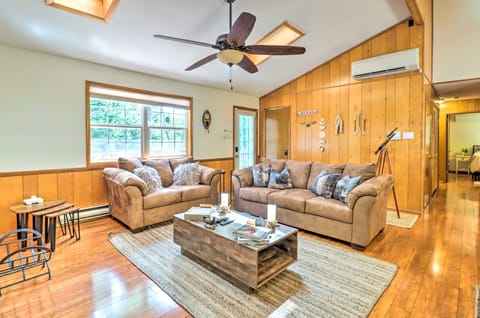 Walk to Wolf Run Lake: Cottage w/ Furnished Deck Cottage in Tunkhannock Township