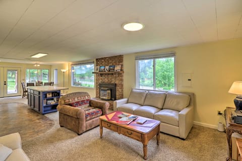 Columbia Falls Home: 14 Mi to Glacier Nat’l Park! House in Glacier National Park