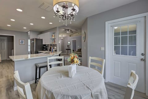 7 Mi to World Equestrian Center: Ocala 'Casa Azul' House in Florida