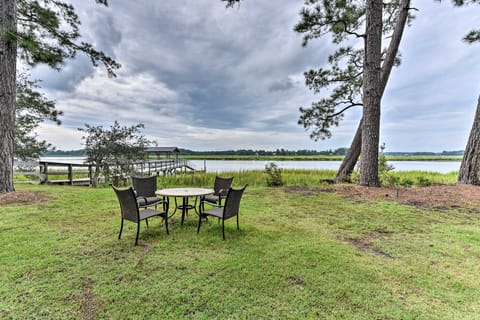 Waterfront Home w/ Shared Dock on Okatie River House in Jasper County
