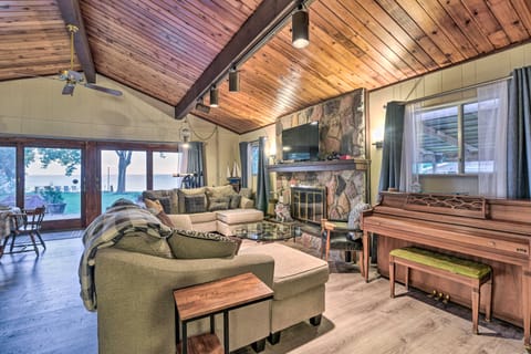 Lakefront Forestville Paradise w/ Private Beach! House in Michigan